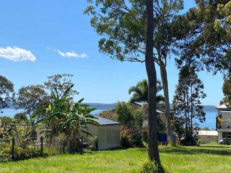 192 Kate Street, Macleay Island QLD 4184