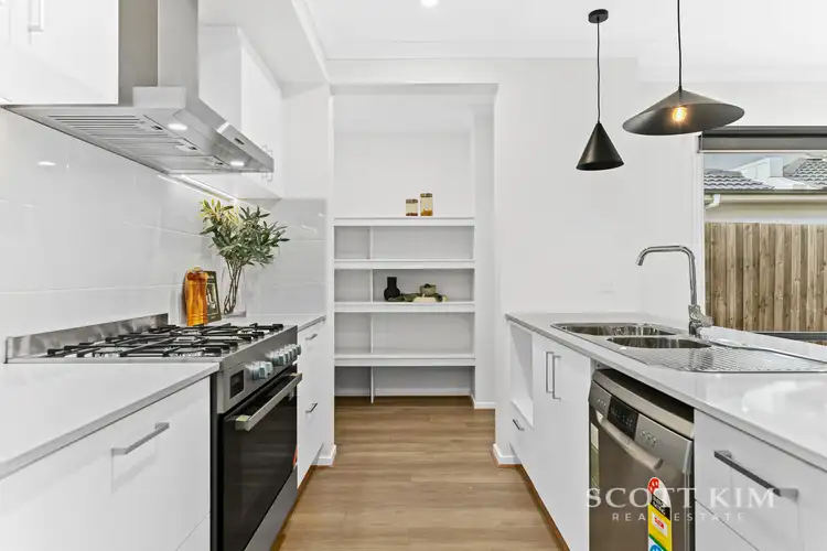 Third view of Homely townhouse listing, 5 Shakespeare Grove, Heidelberg Heights VIC 3081