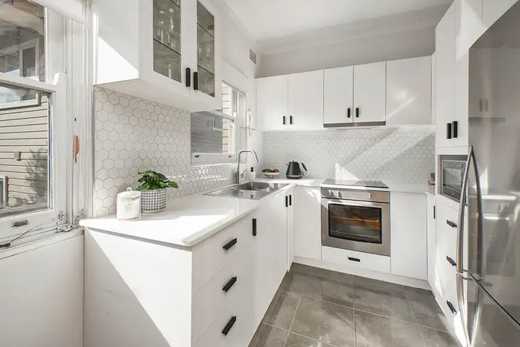 Third view of Homely unit listing, 3/1 Howie Avenue, Cronulla NSW 2230