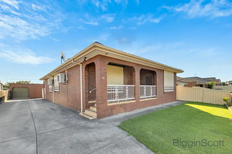 Second view of Homely house listing, 23 Kiparra Close, St Albans VIC 3021