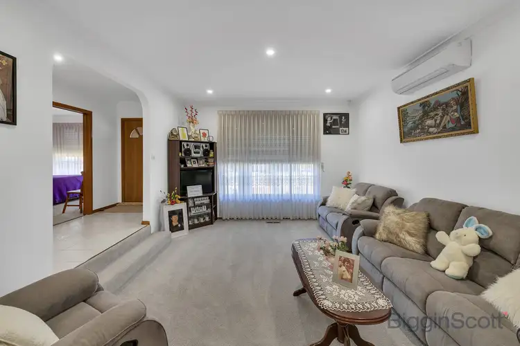 Sixth view of Homely house listing, 23 Kiparra Close, St Albans VIC 3021
