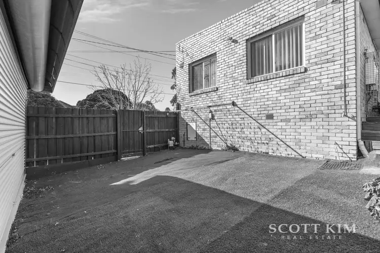 Main view of Homely unit listing, 2/19 Anthony Drive, Mount Waverley VIC 3149
