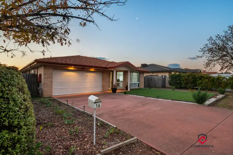 16 Gouldsmith Street, Dunlop ACT 2615