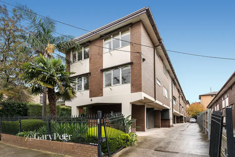 8/16 Avoca Avenue, Elwood VIC 3184