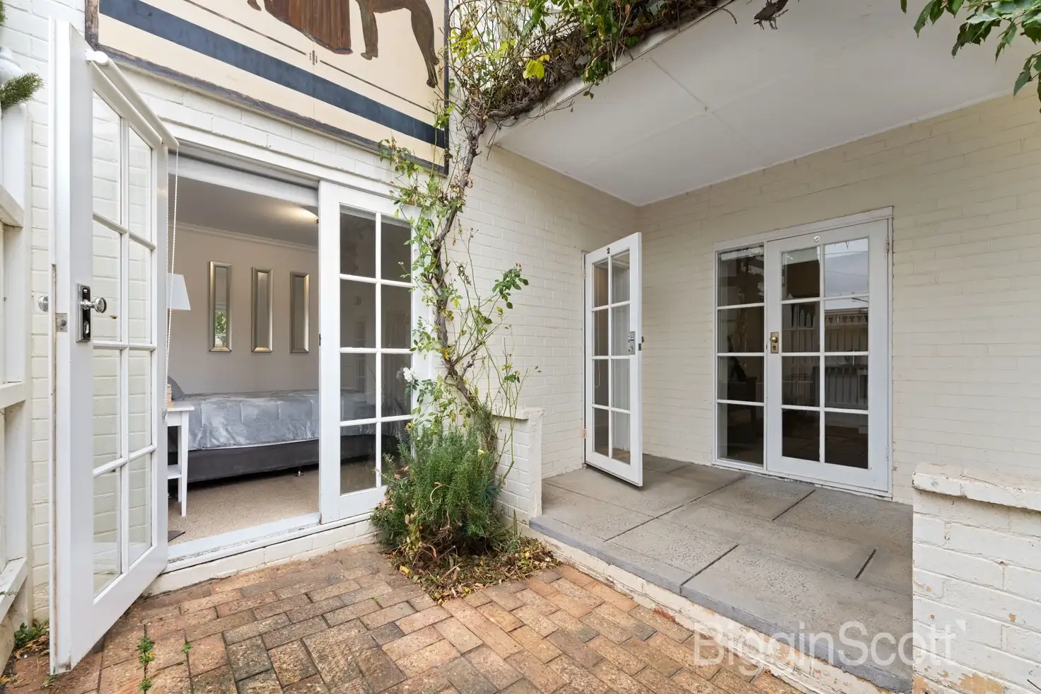 Main view of Homely apartment listing, 2/16 Leggatt Street, Daylesford VIC 3460