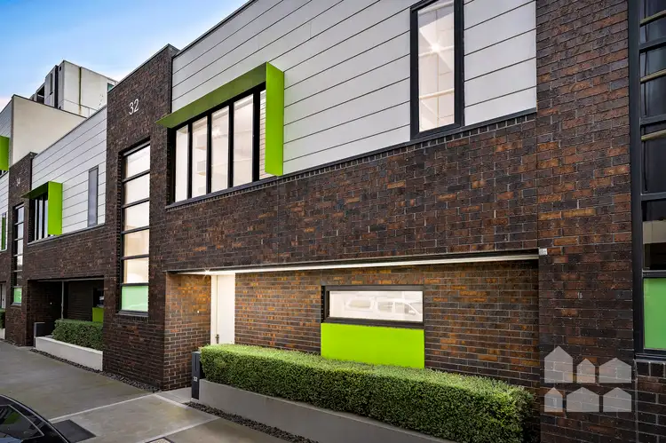 Main view of Homely townhouse listing, 32 Waterline Place, Williamstown VIC 3016