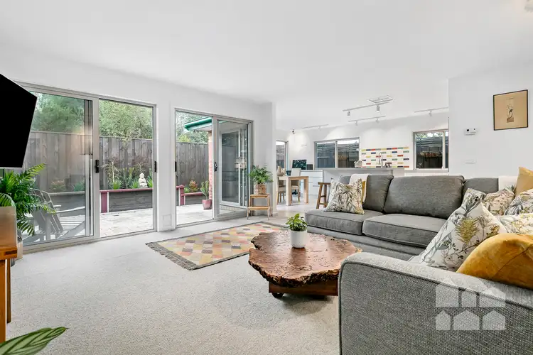 2/114 Johnston Street, Newport VIC 3015