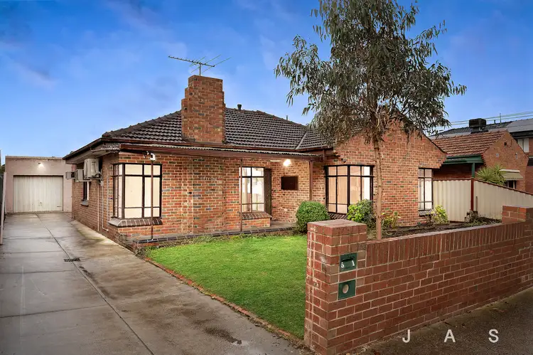51 Napoleon Street, West Footscray VIC 3012