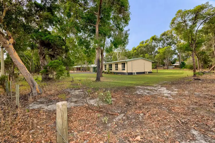 Fifth view of Homely house listing, 4 Reef Place, Leschenault WA 6233
