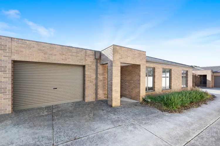 7 Rowlands Street