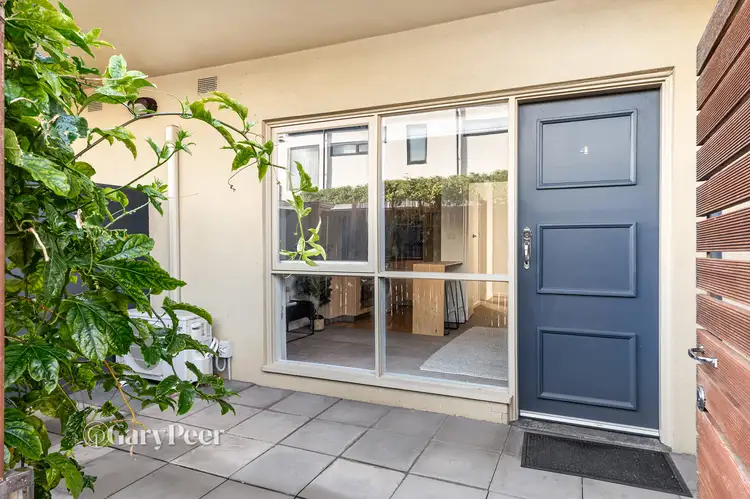 4/113 Eskdale Road, Caulfield North VIC 3161