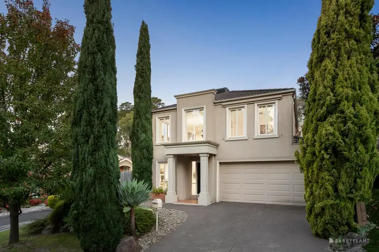 12 Shirvington Place, Donvale VIC 3111