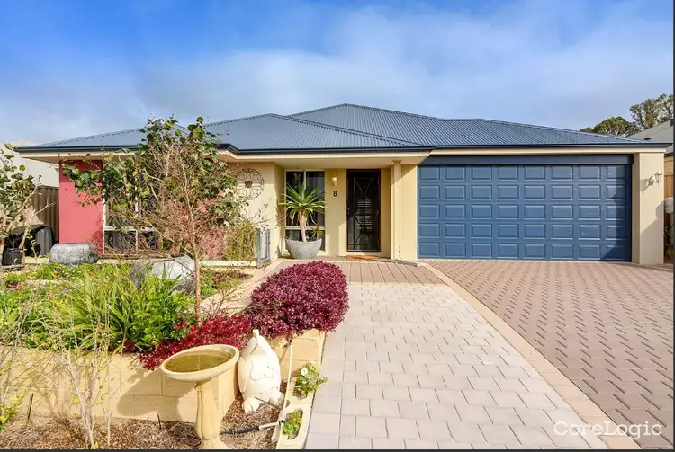 8 Merton Avenue, College Grove WA 6230