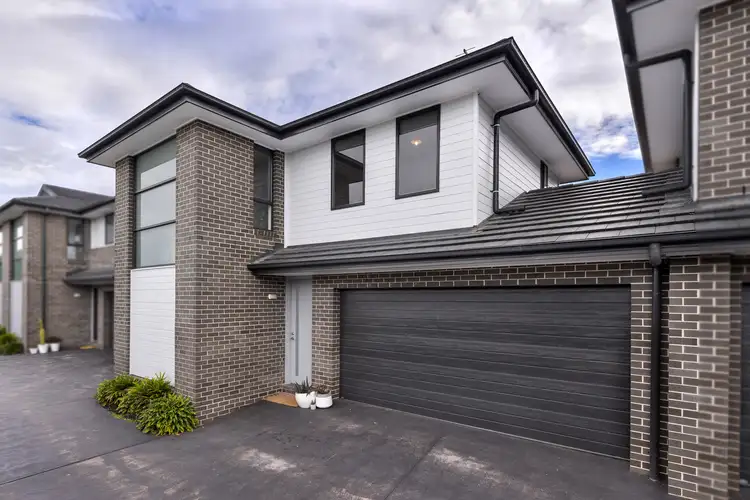 2/13 Mackay Street, Emu Plains NSW 2750