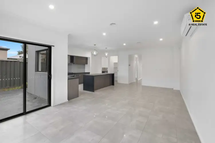 Fifth view of Homely house listing, 2/124D Bethany Road, Hoppers Crossing VIC 3029