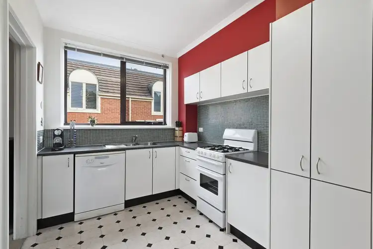 Third view of Homely apartment listing, 5/44 Morang Road, Hawthorn VIC 3122