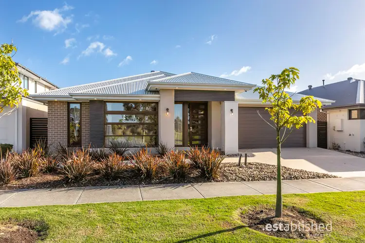 10 Columbus Street, Point Cook VIC 3030