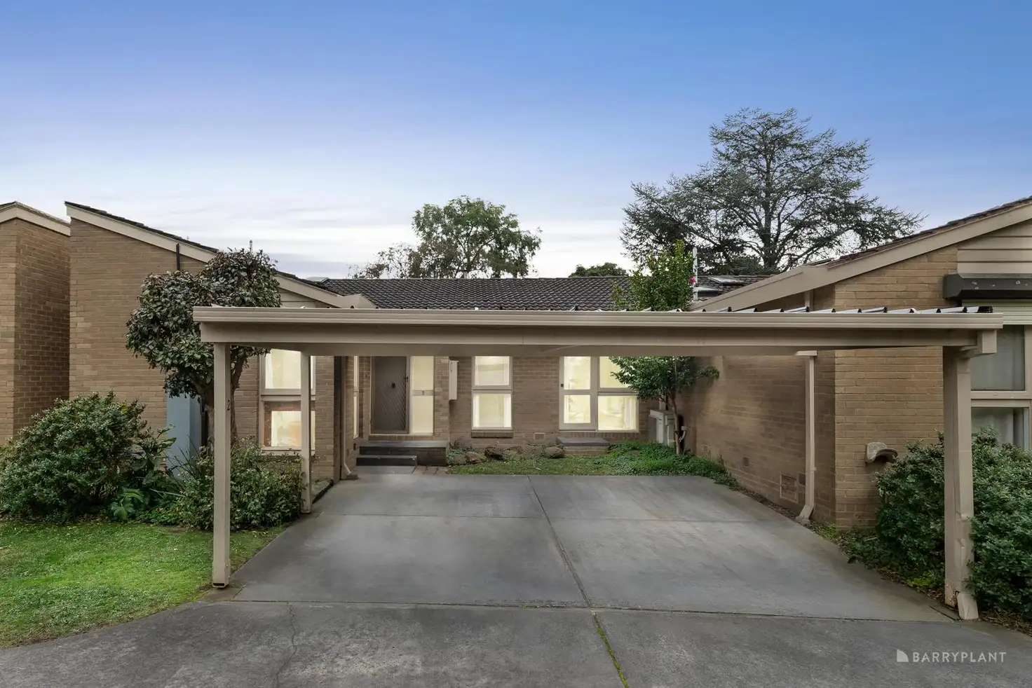 Main view of Homely unit listing, 2/16 Thomas Street, Ringwood VIC 3134
