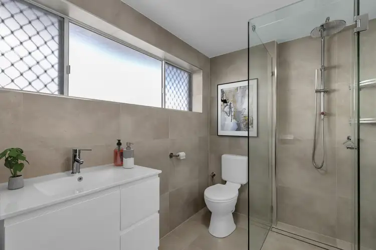 Sixth view of Homely unit listing, 2/23 Montrose Road, Taringa QLD 4068