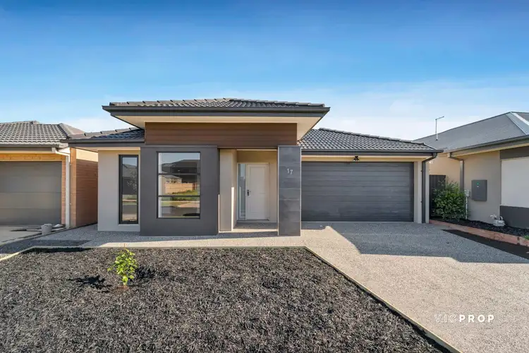17 Schiller Street, Truganina VIC 3029