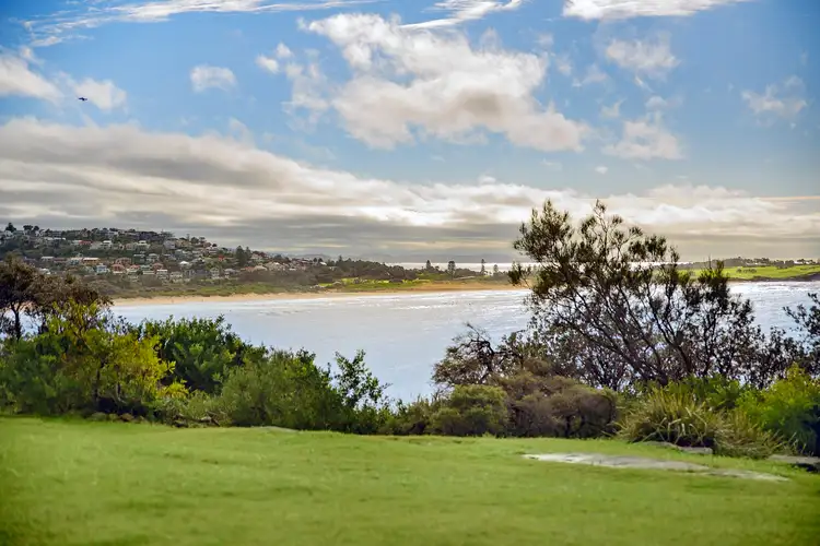 Fifth view of Homely apartment listing, 1/32 Monash Parade, Dee Why NSW 2099