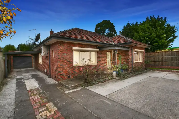 160 Warrigal Road, Oakleigh VIC 3166