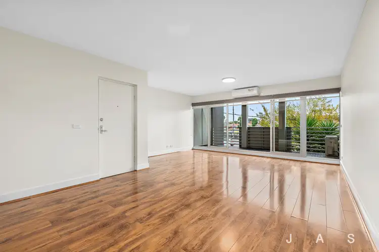Third view of Homely apartment listing, 2/185 Francis Street, Yarraville VIC 3013