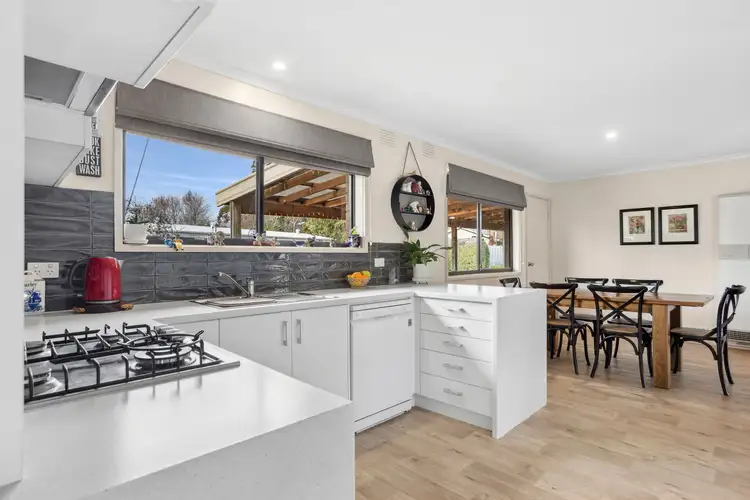 2 Lavender Street, Kyneton VIC 3444