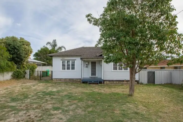 4 Bandak Road, Carey Park WA 6230
