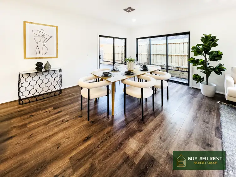 Fifth view of Homely house listing, 8 Cowwarr Crescent, Wollert VIC 3750