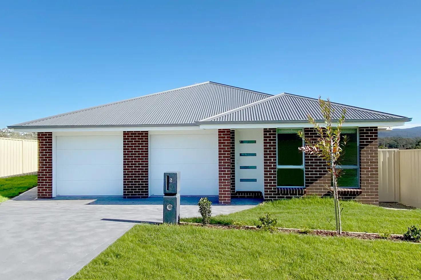 Main view of Homely semi-detached listing, 5A MacKillop Drive, Morisset NSW 2264