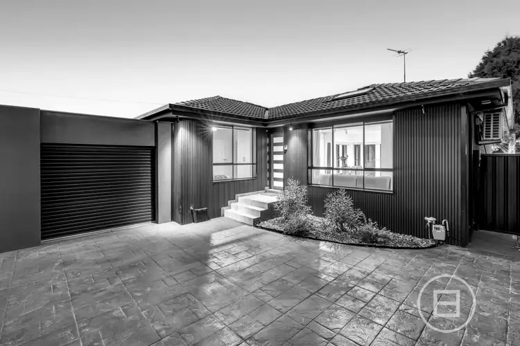 2/21 Neville Street, Keilor East VIC 3033