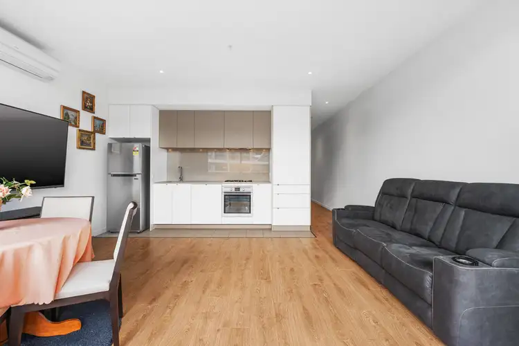 Fifth view of Homely apartment listing, 302/3 Morton Avenue, Carnegie VIC 3163