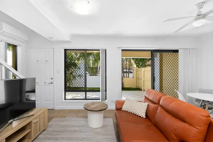 Fourth view of Homely townhouse listing, 2/8 Sundridge Street, Taringa QLD 4068