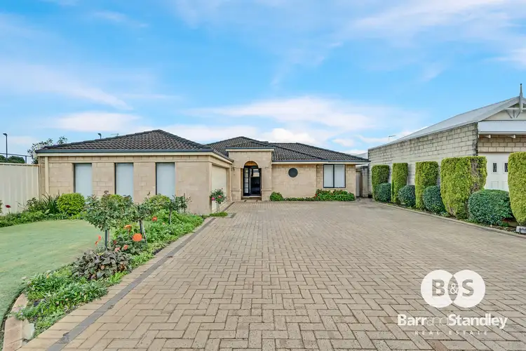 2 Pickworth Retreat, Pelican Point WA 6230