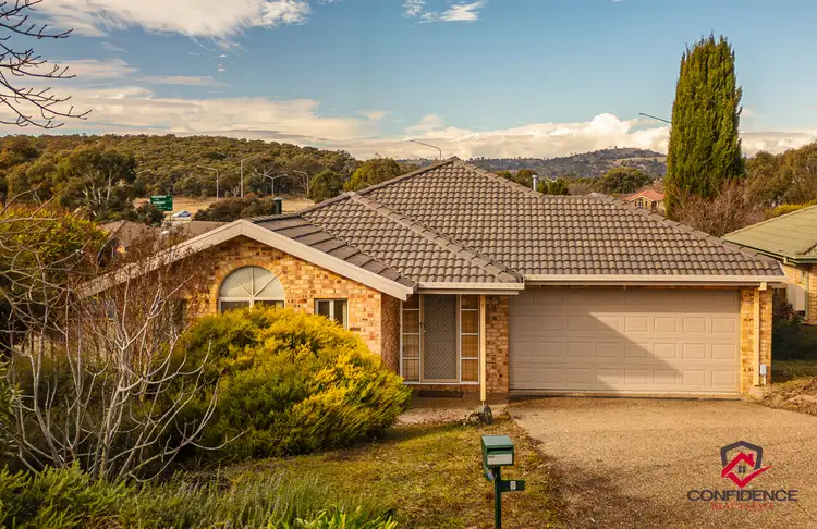 9 Elm Grove, Gungahlin ACT 2912
