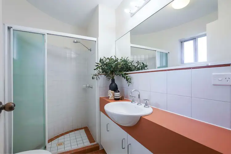 Sixth view of Homely unit listing, 8/31 Glen Road, Toowong QLD 4066