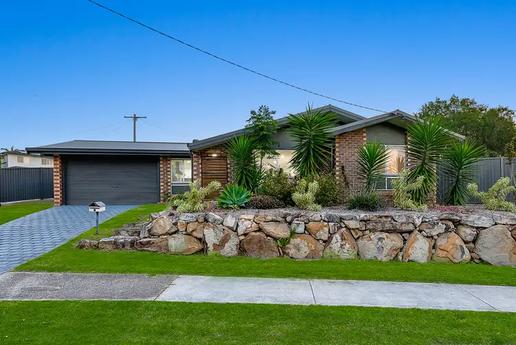 4 Belrose Avenue, Petrie QLD 4502