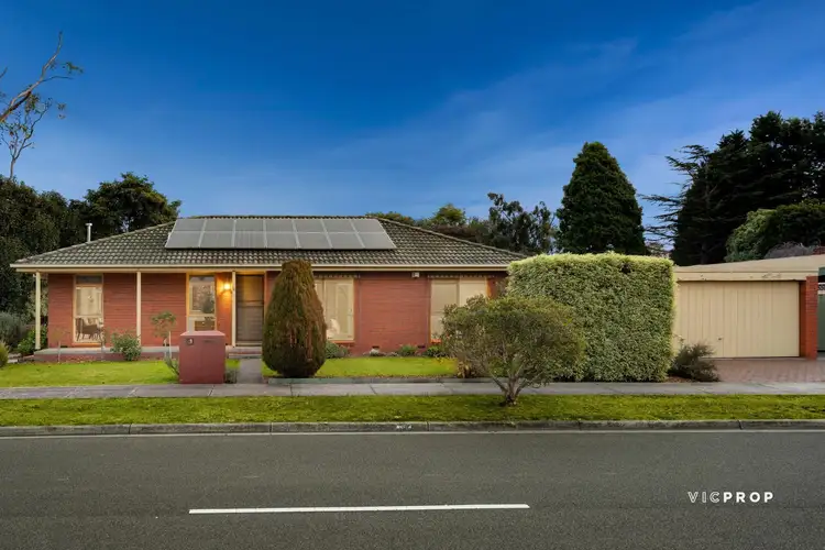 10 Lucerne Road, Ferntree Gully VIC 3156