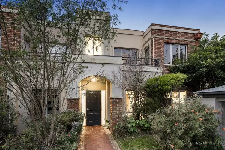 22/1 Bellevue Avenue, Doncaster East VIC 3109