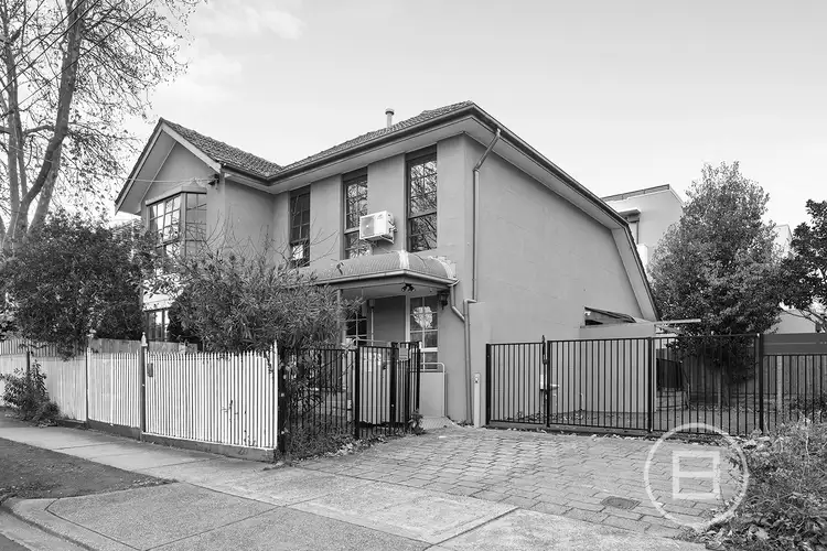 1A Foam Street, Elwood VIC 3184