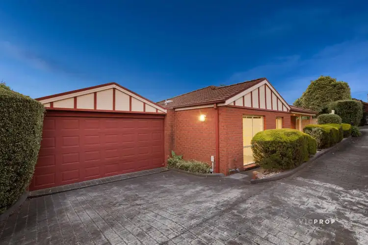 6/7 Hillcrest Avenue, Ferntree Gully VIC 3156