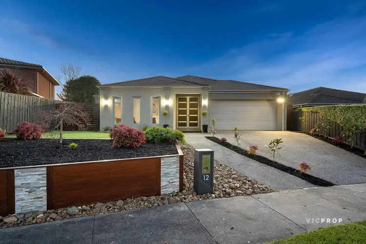 12 Yellowstone Close, Rowville VIC 3178
