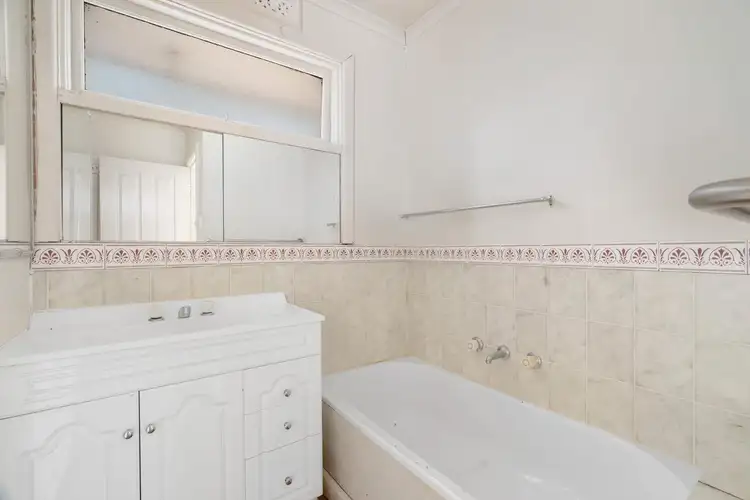Fifth view of Homely house listing, 2 Haering Road, Boronia VIC 3155