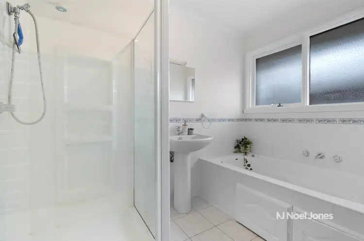 Sixth view of Homely house listing, 3 Wrights Court, Ringwood VIC 3134