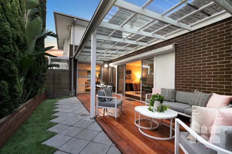 11 Foreman Way, Maidstone VIC 3012