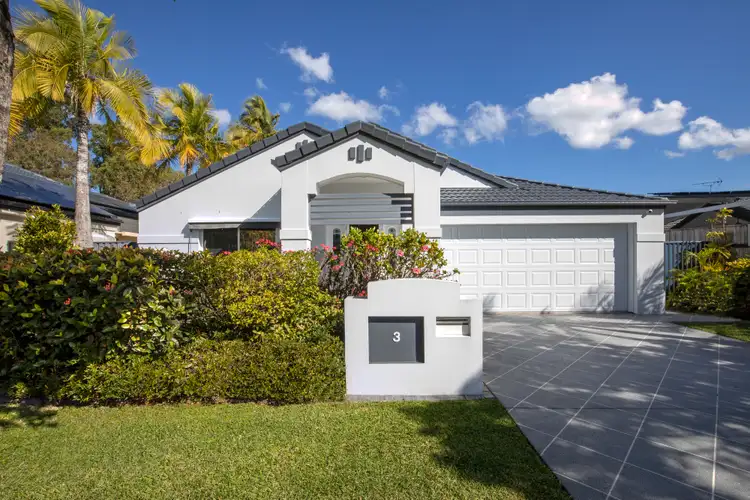 3 Stingray Crescent, Burleigh Waters QLD 4220