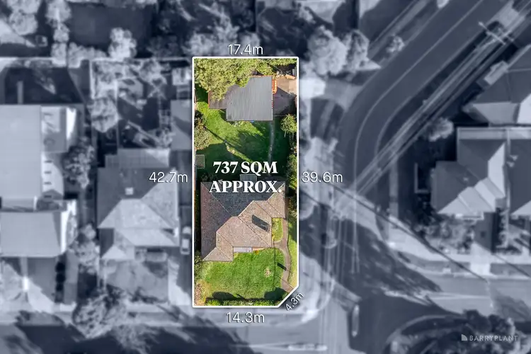 Second view of Homely house listing, 2 Heather Grove, Templestowe Lower VIC 3107