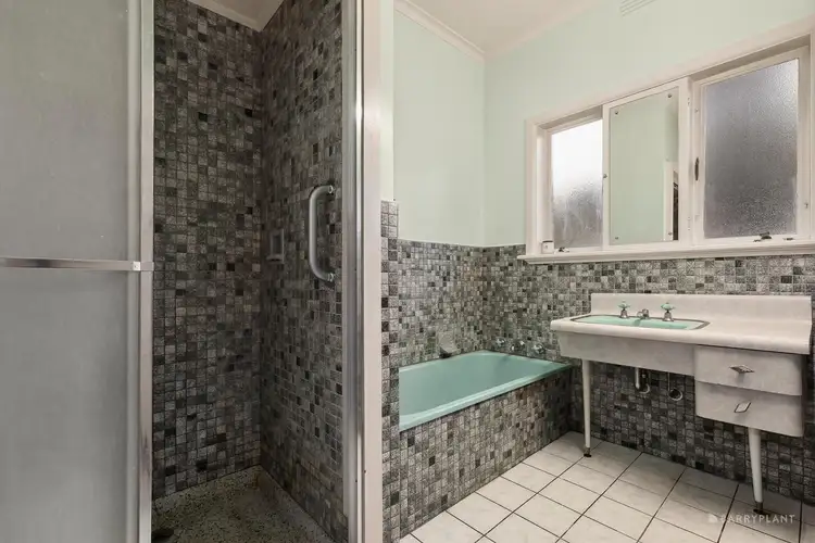 Sixth view of Homely house listing, 2 Heather Grove, Templestowe Lower VIC 3107