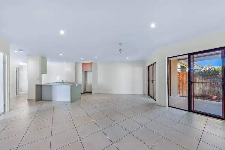Fifth view of Homely semi-detached listing, 2/3 Wills Court, Cannonvale QLD 4802